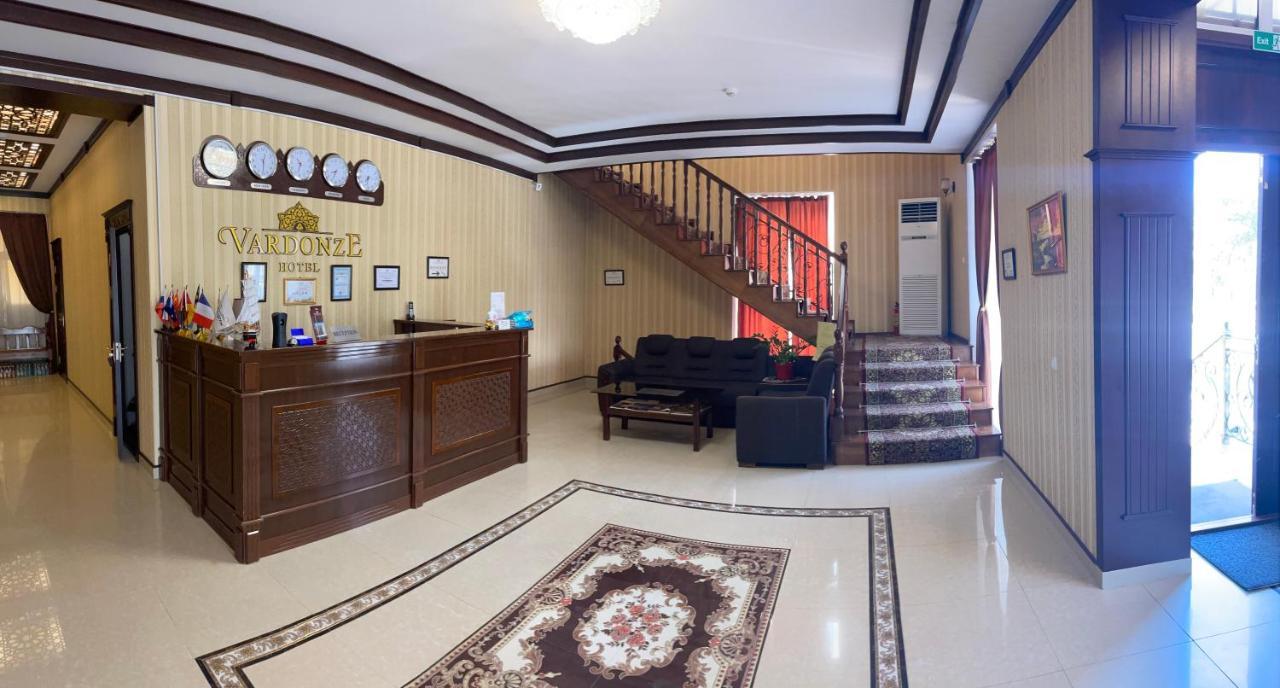 בוקורו Hotel Vardonze מראה חיצוני תמונה