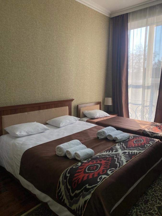 בוקורו Hotel Vardonze מראה חיצוני תמונה