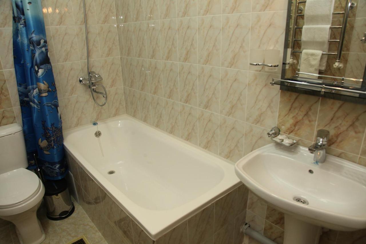בוקורו Hotel Vardonze מראה חיצוני תמונה