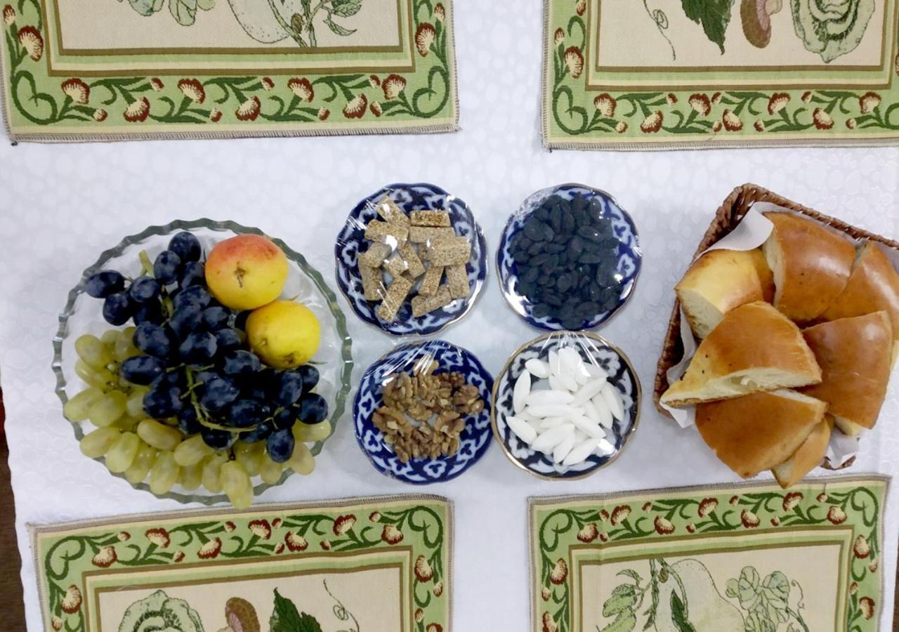 בוקורו Hotel Vardonze מראה חיצוני תמונה