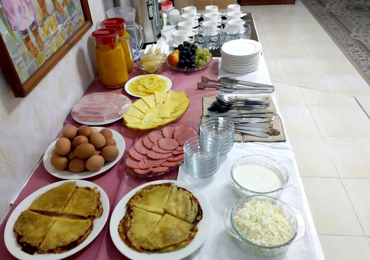 בוקורו Hotel Vardonze מראה חיצוני תמונה