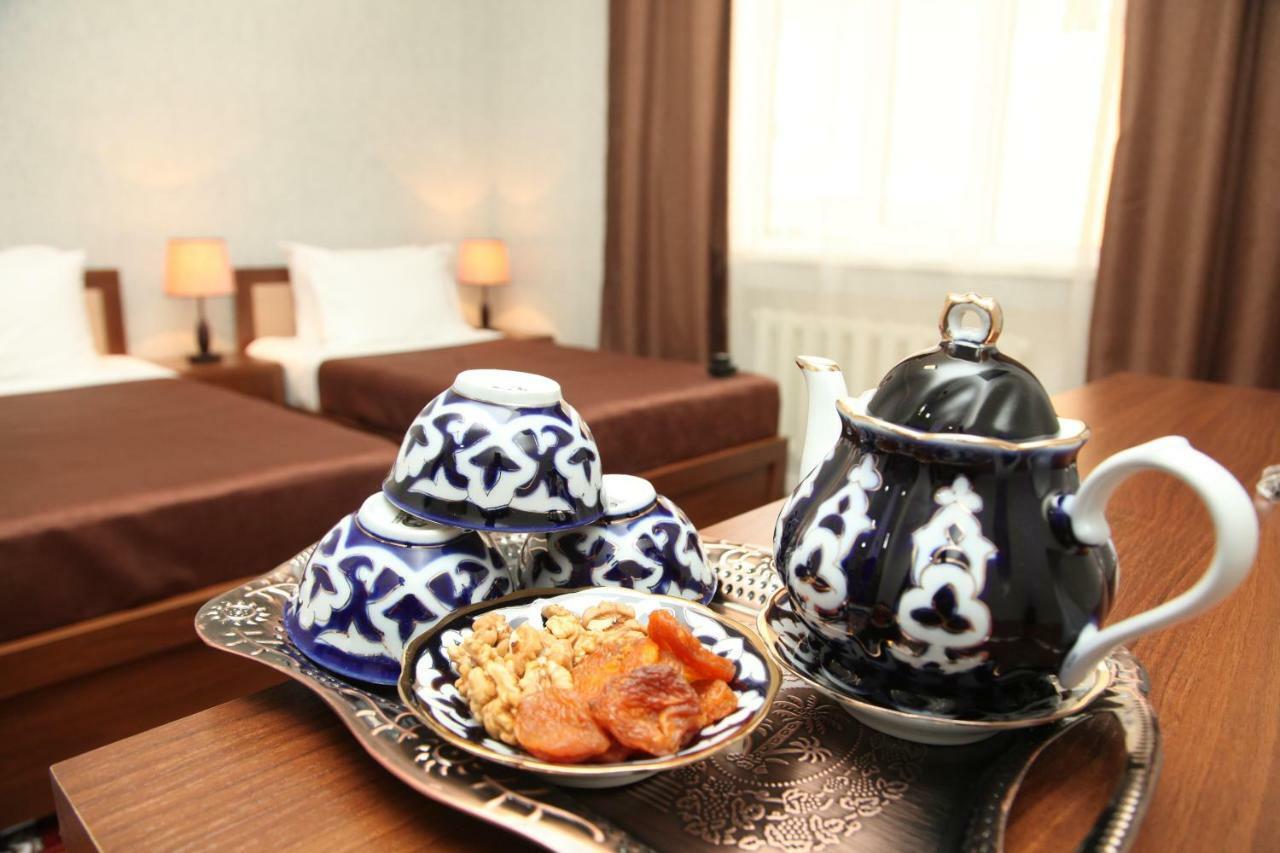 בוקורו Hotel Vardonze מראה חיצוני תמונה