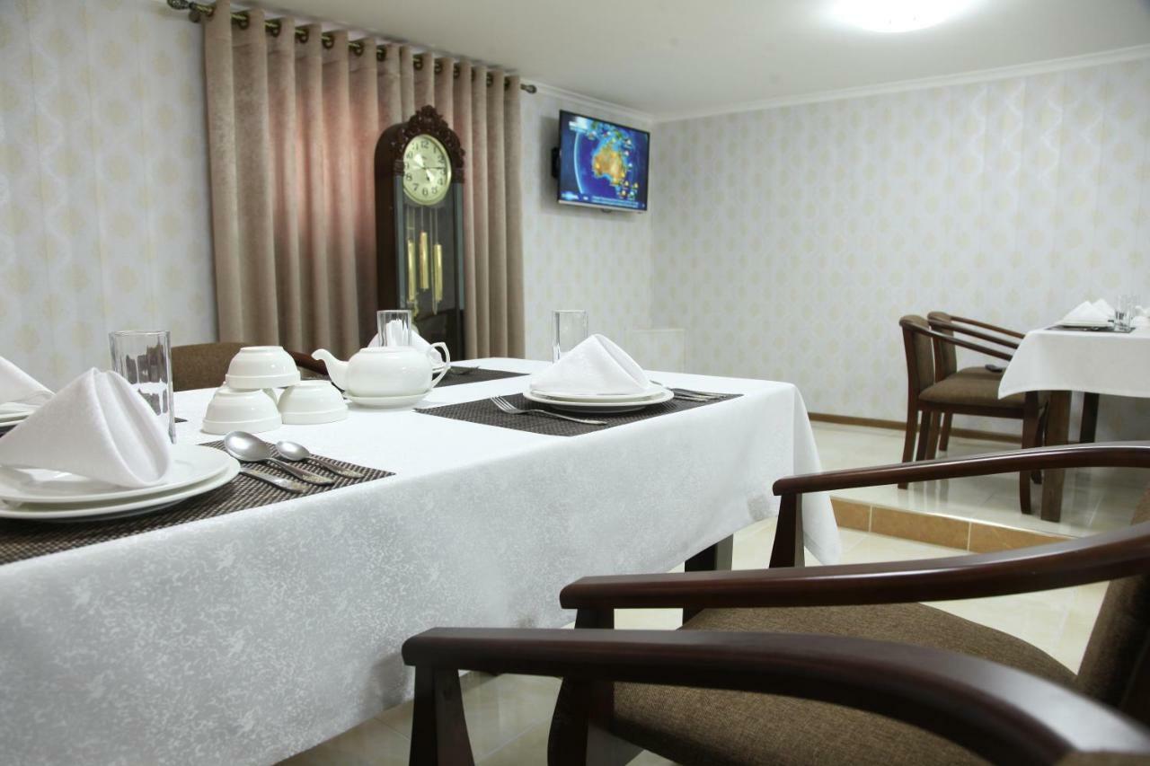בוקורו Hotel Vardonze מראה חיצוני תמונה