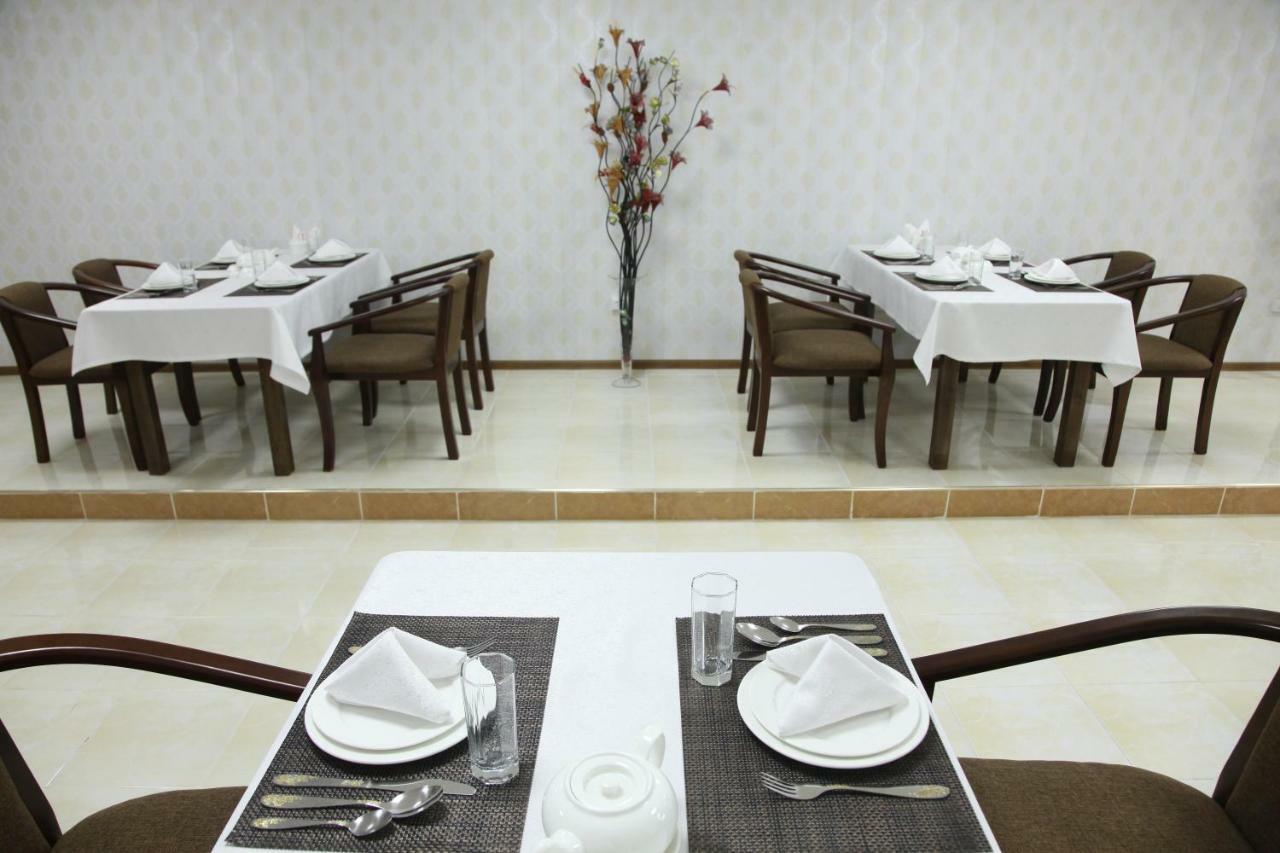 בוקורו Hotel Vardonze מראה חיצוני תמונה